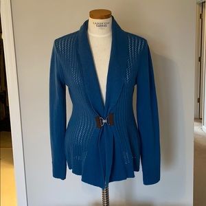 Metal latch cardigan